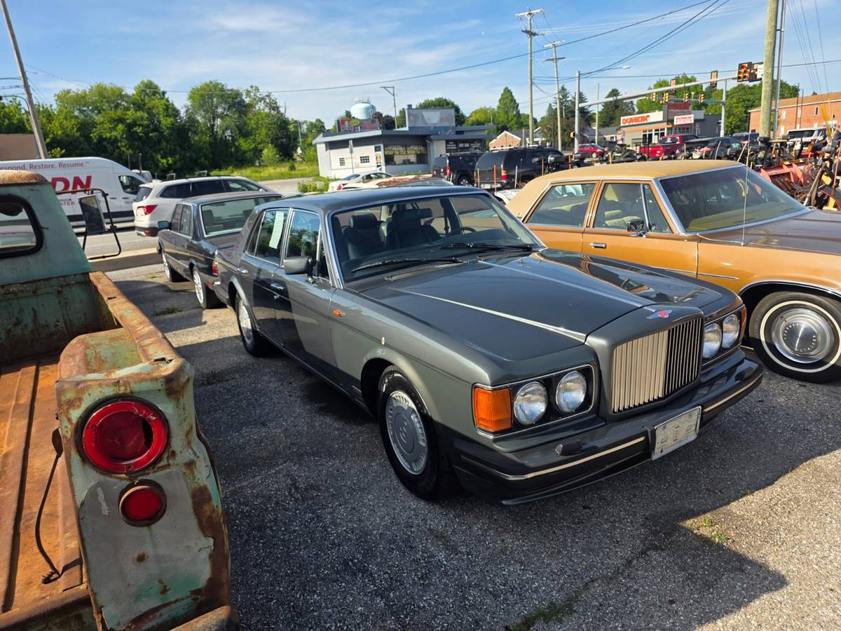 Bentley-Turbo-r-1990-Gray