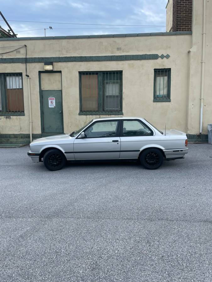 Bmw-318is-1991-Silver