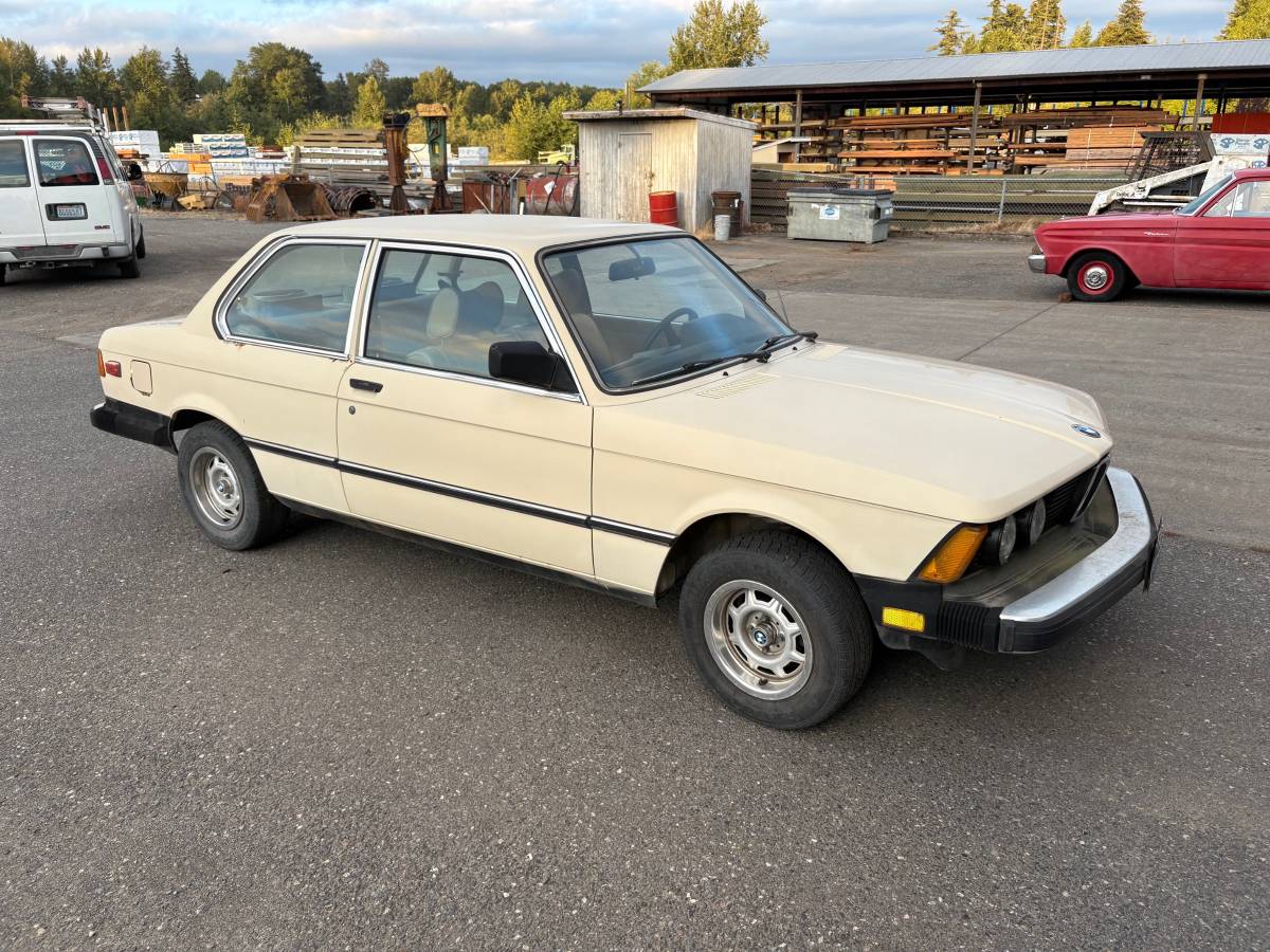Bmw-320i-1980