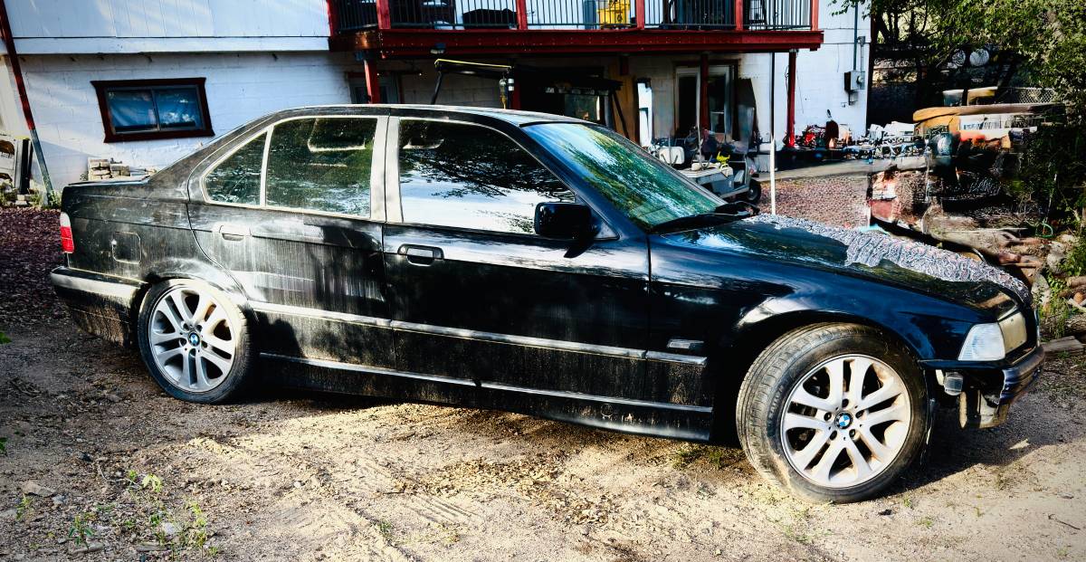 Bmw-328i-1996-Black