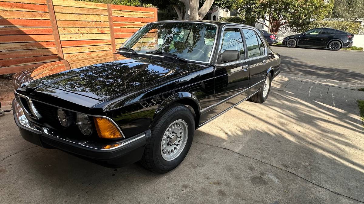 Bmw-7-series-1984