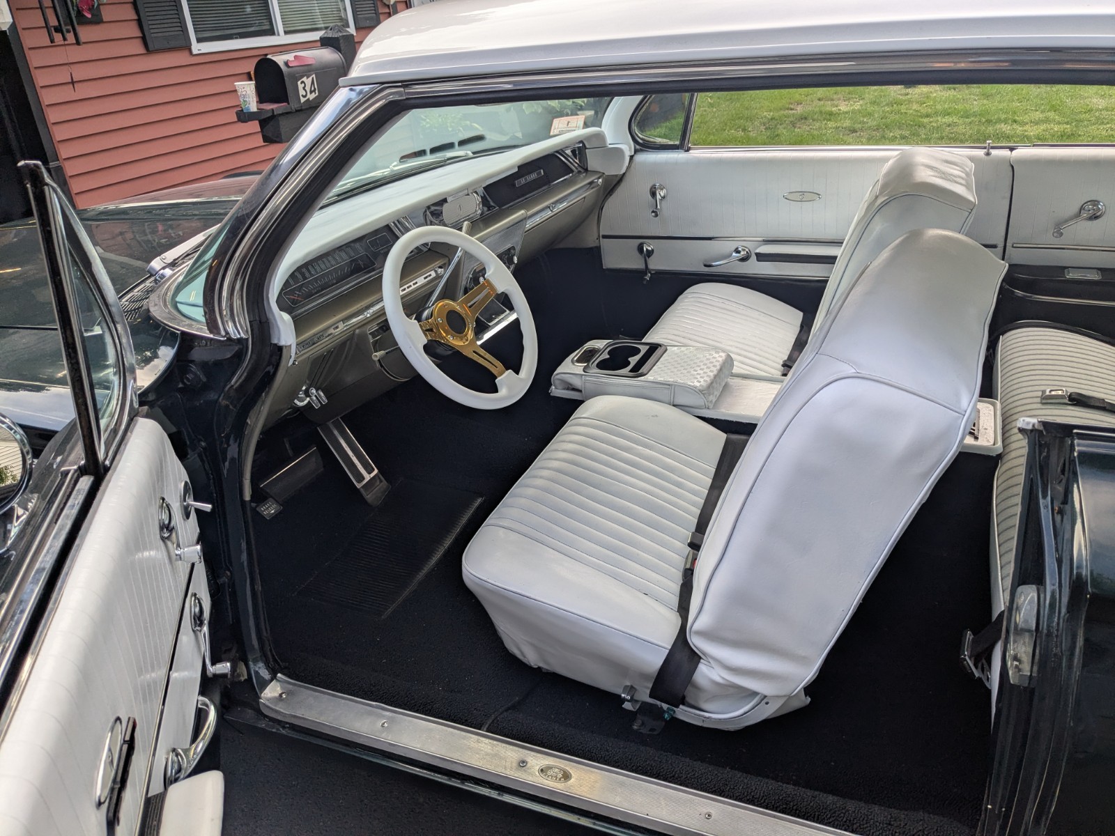 Buick-LeSabre-1962-Coupe-White