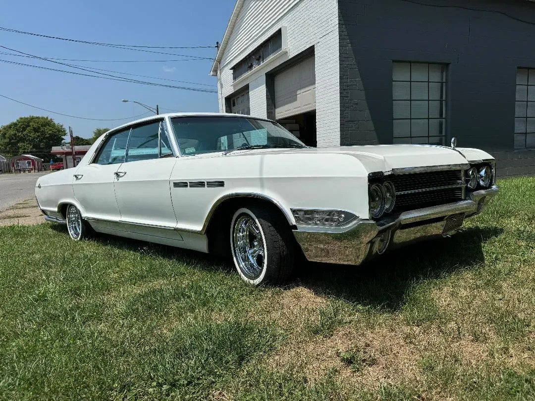Buick-LeSabre-1965-Sedan-Teal
