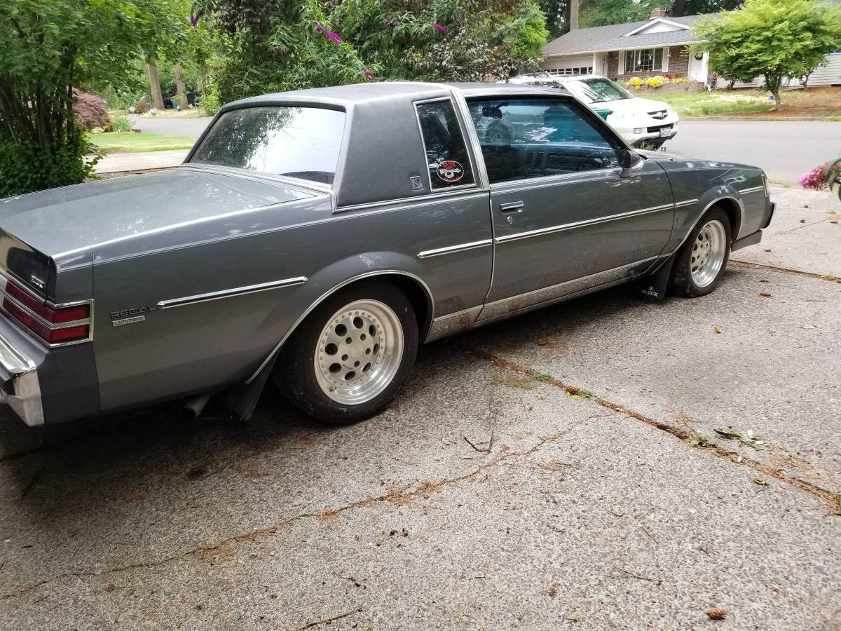 Buick-Regal-t-type-1987-Silver