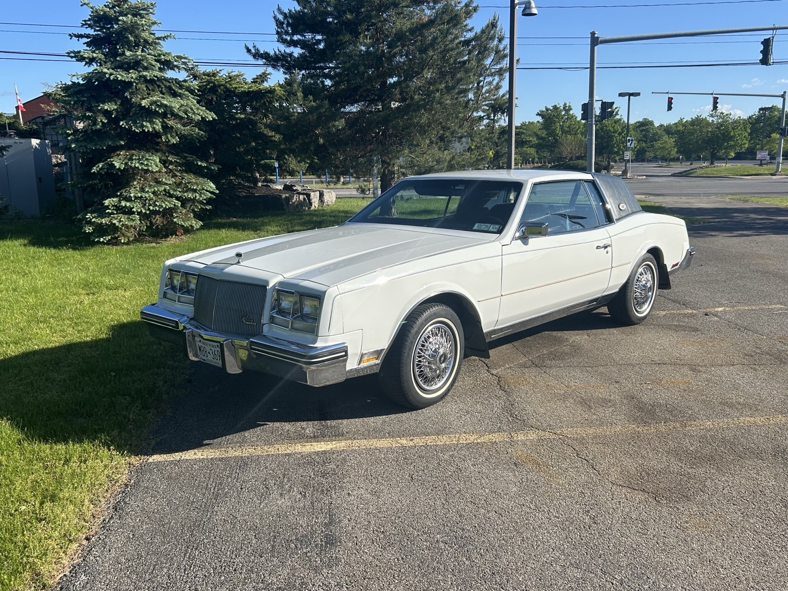 Buick Riviera 1984