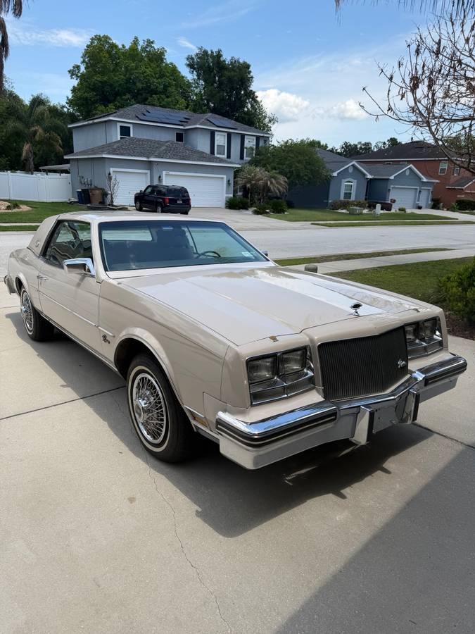 Buick-Riviera-1984-custom
