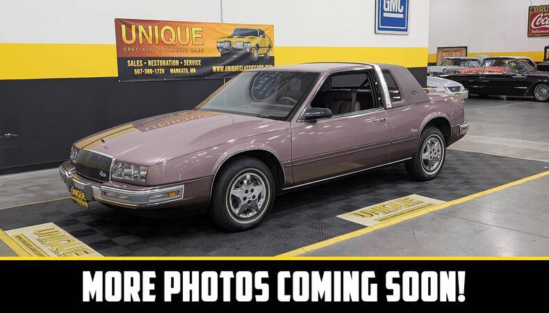 Buick-Riviera-1987-Rose