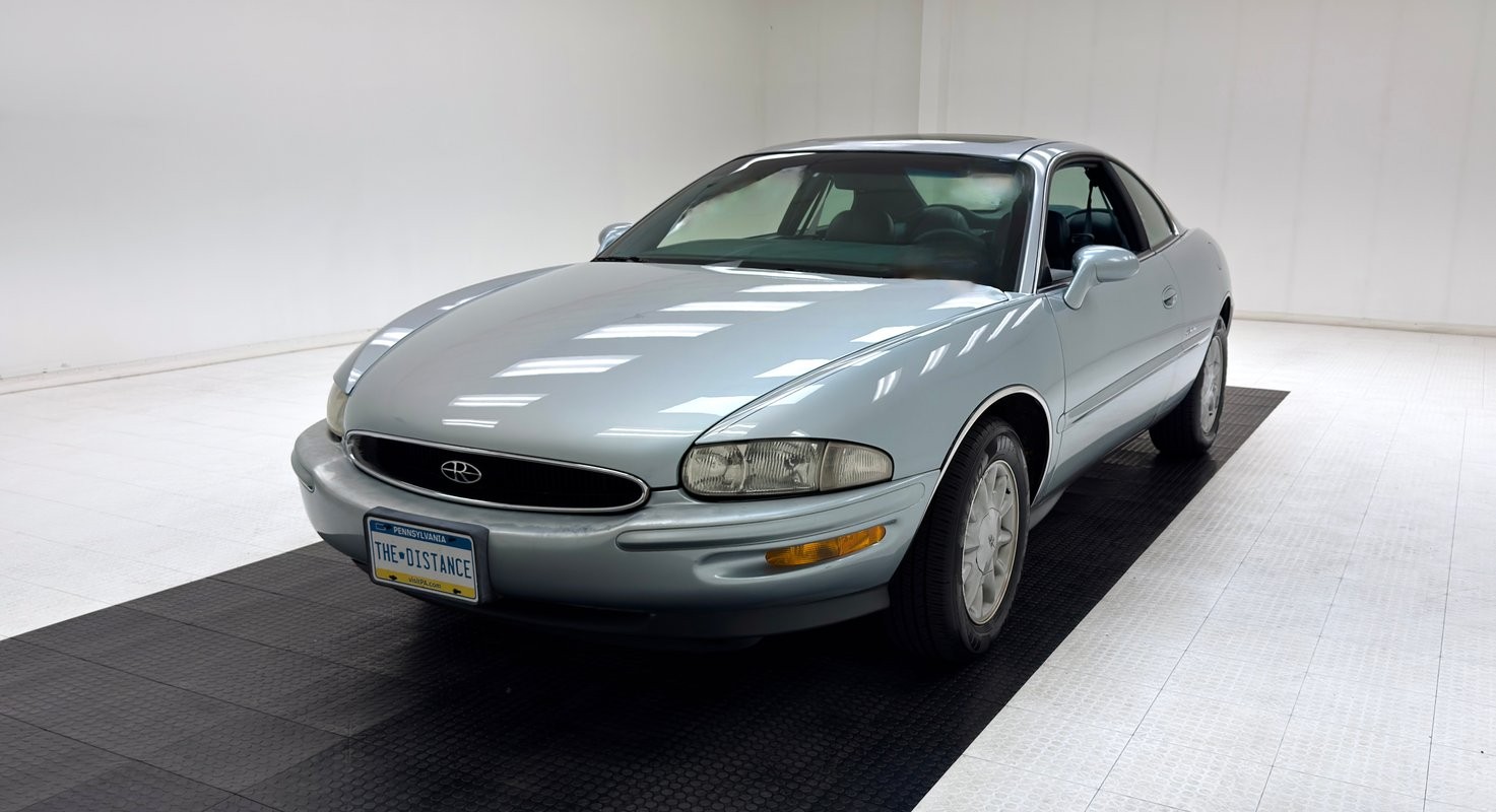 Buick Riviera 1996