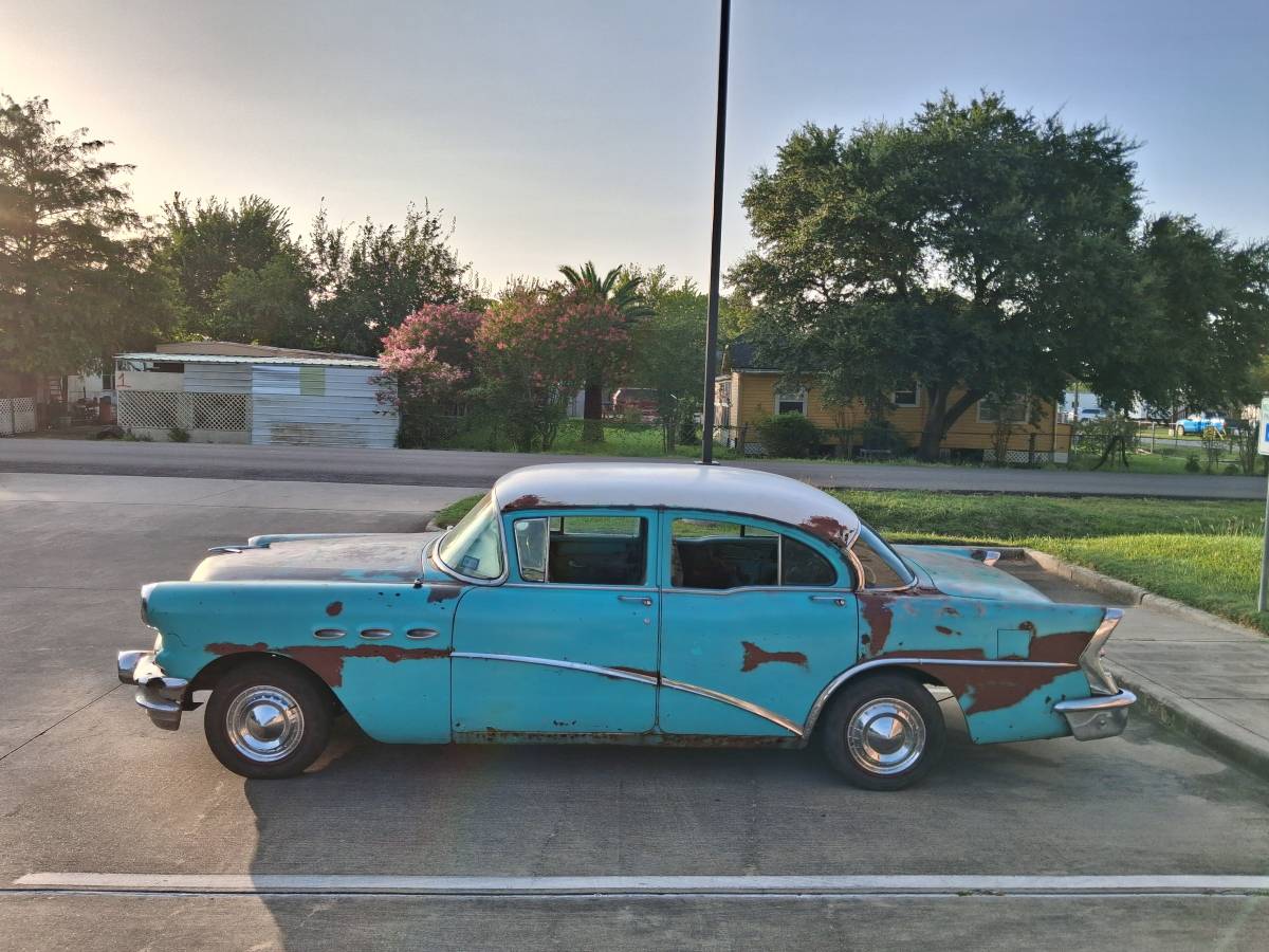 Buick-Roadmaster-1956-Green
