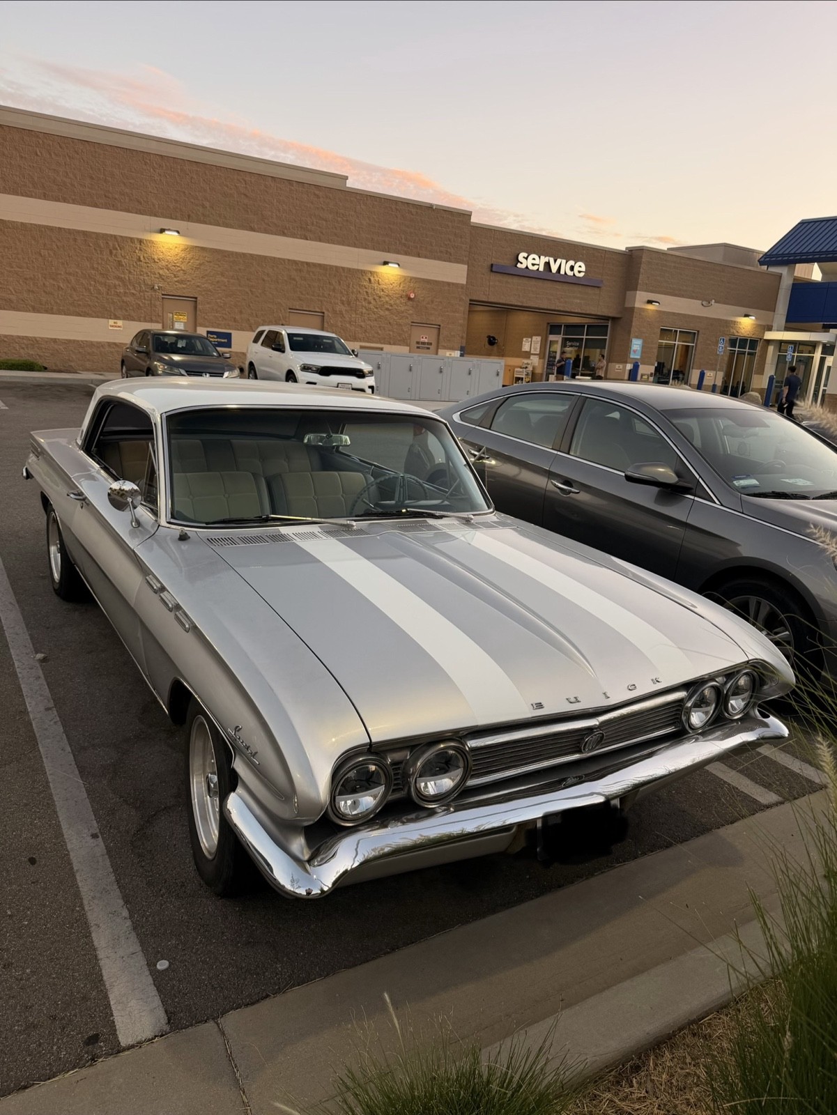 Buick-Skylark-1962-Sports-car