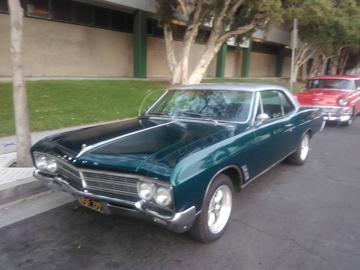 Buick-Skylark-1966-Green