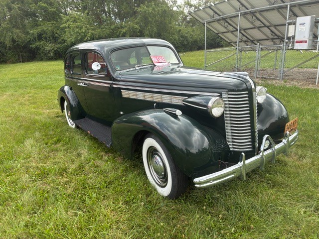 Buick-Special-1938-Sedan