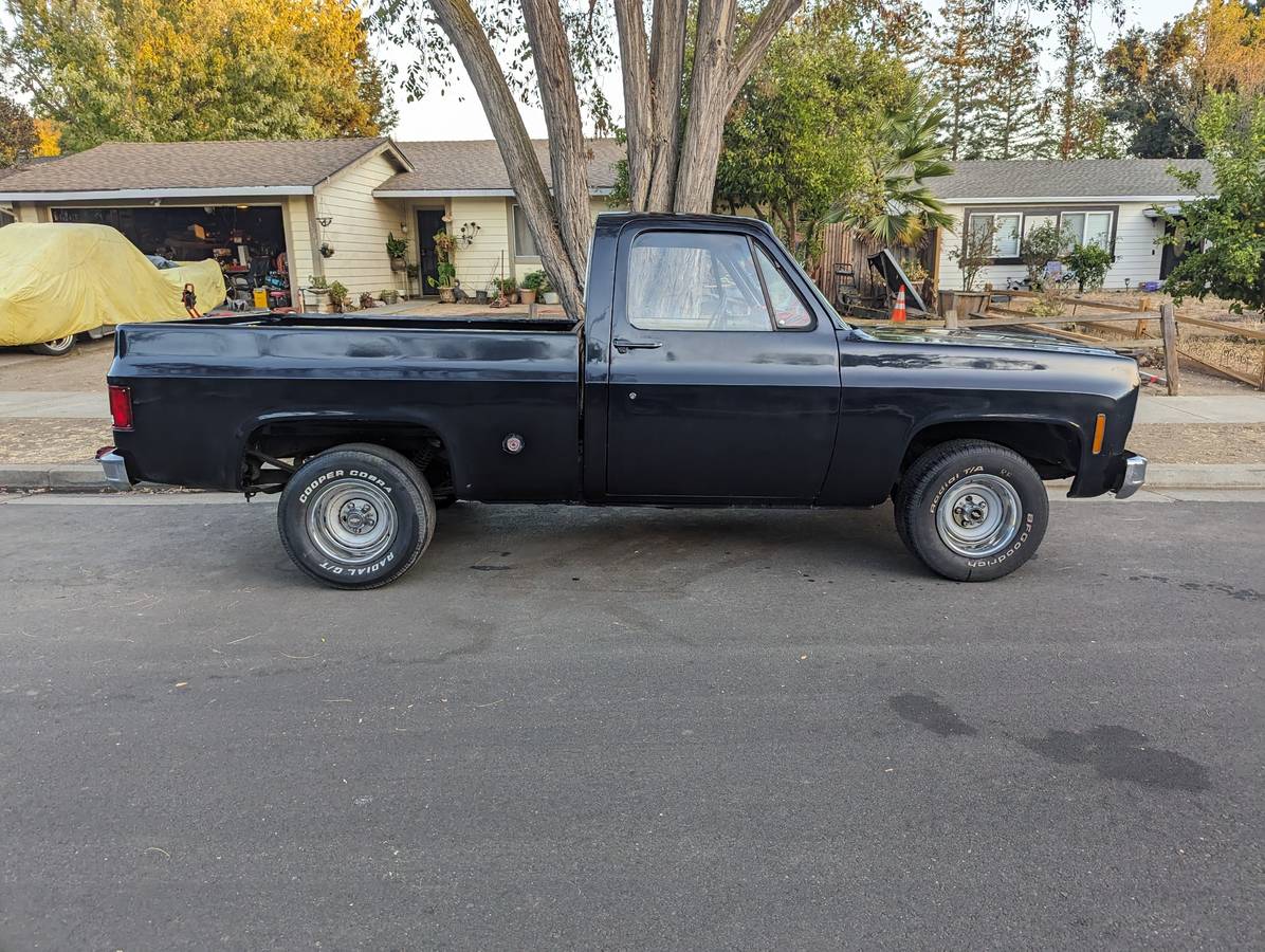 C10-1977-Black