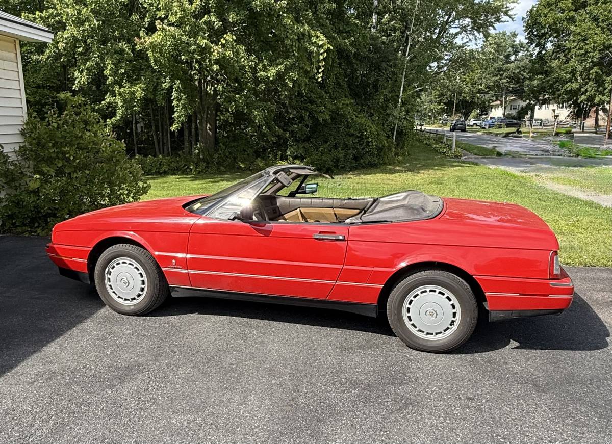 Cadillac-Allante-1988-Red