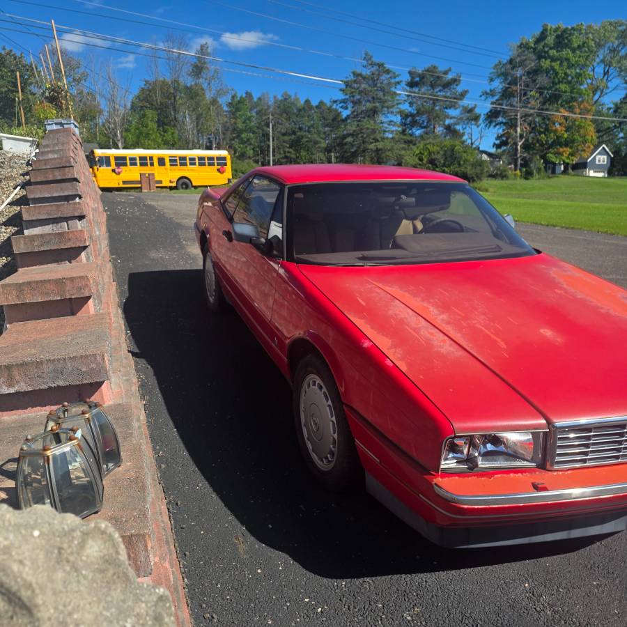 Cadillac-Allante-1989-Red