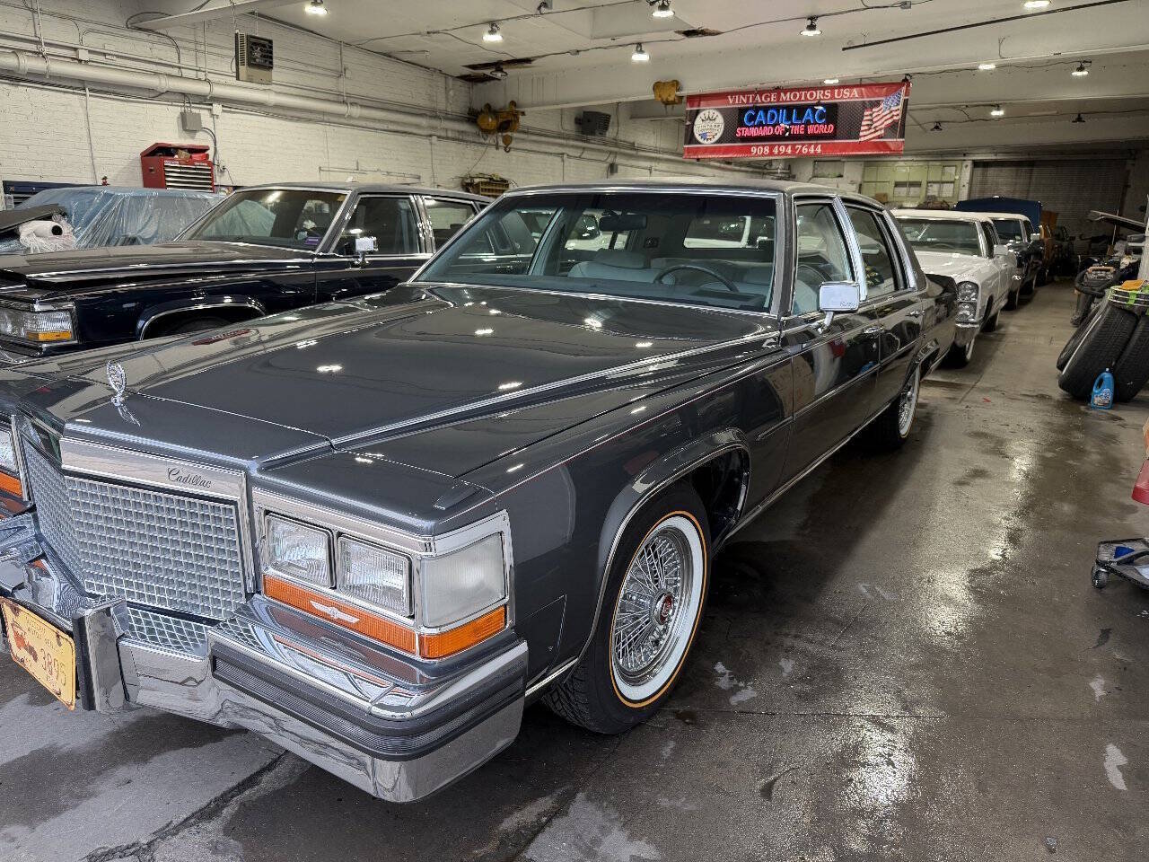 Cadillac-Brougham-1987-Charcoal