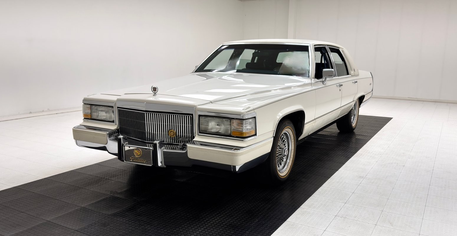 Cadillac-Brougham-1992-Sedan-Dark-Sapphire-Blue