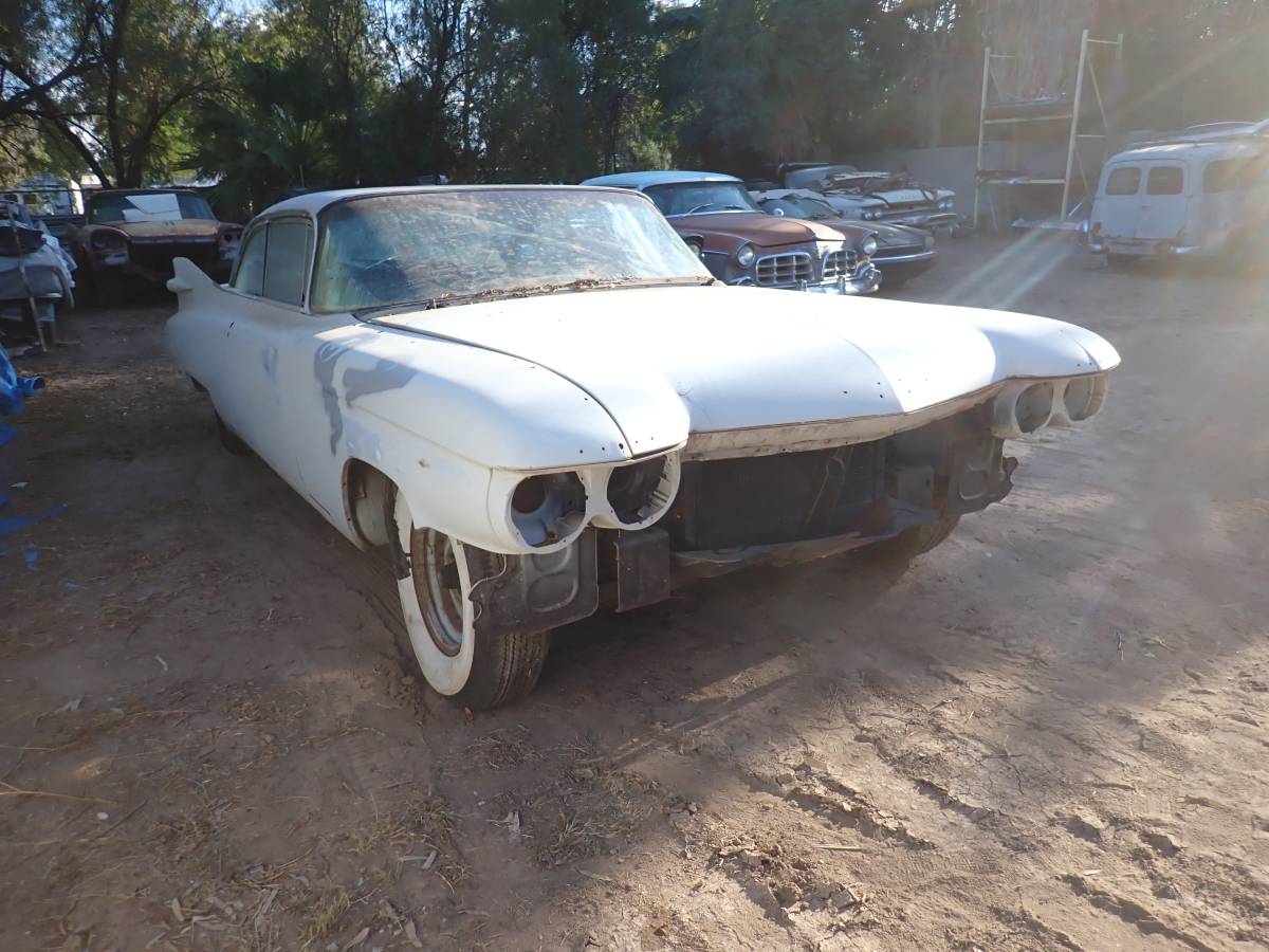 Cadillac-Coupe-de-ville-1959