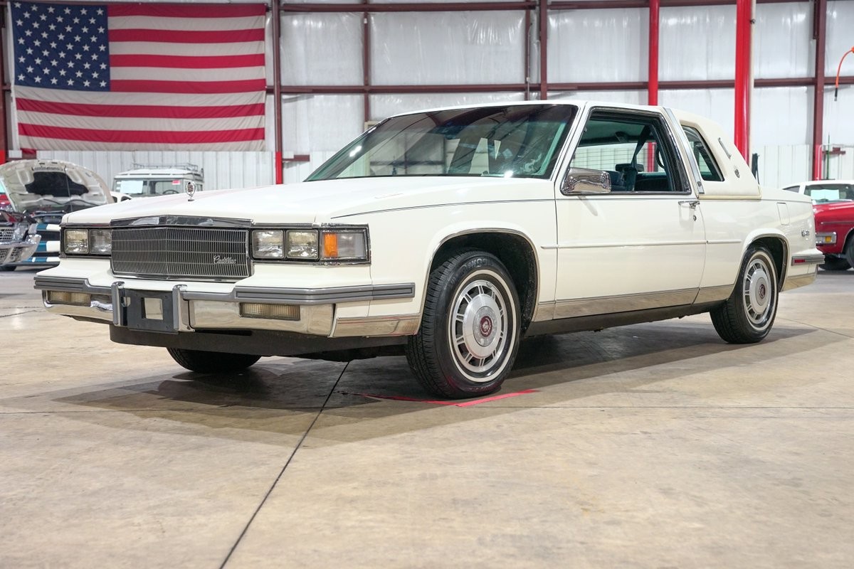 Cadillac DeVille 1986