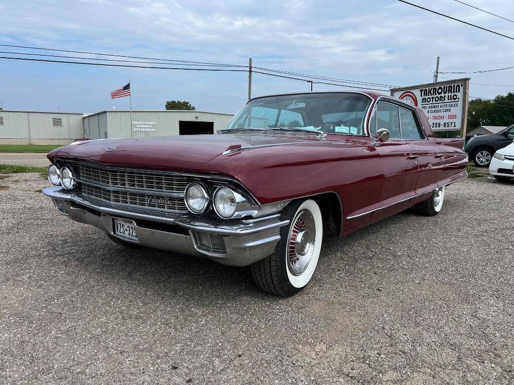 Cadillac-Deville-1962-Red