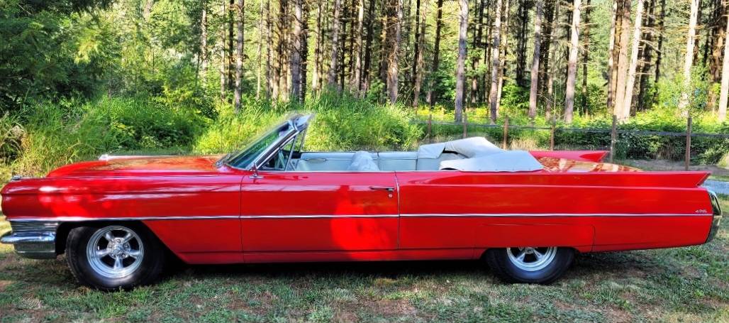 Cadillac-Deville-1964-Red