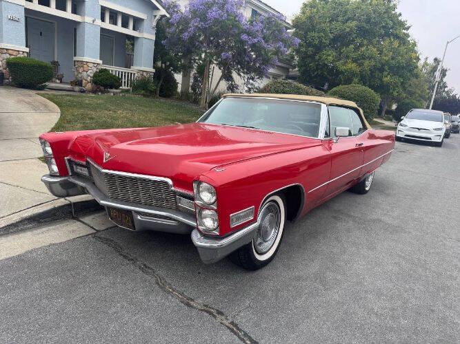 Cadillac-Deville-1968-RedTan-Top