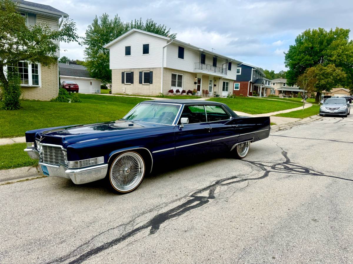 Cadillac-Deville-1969-Blue