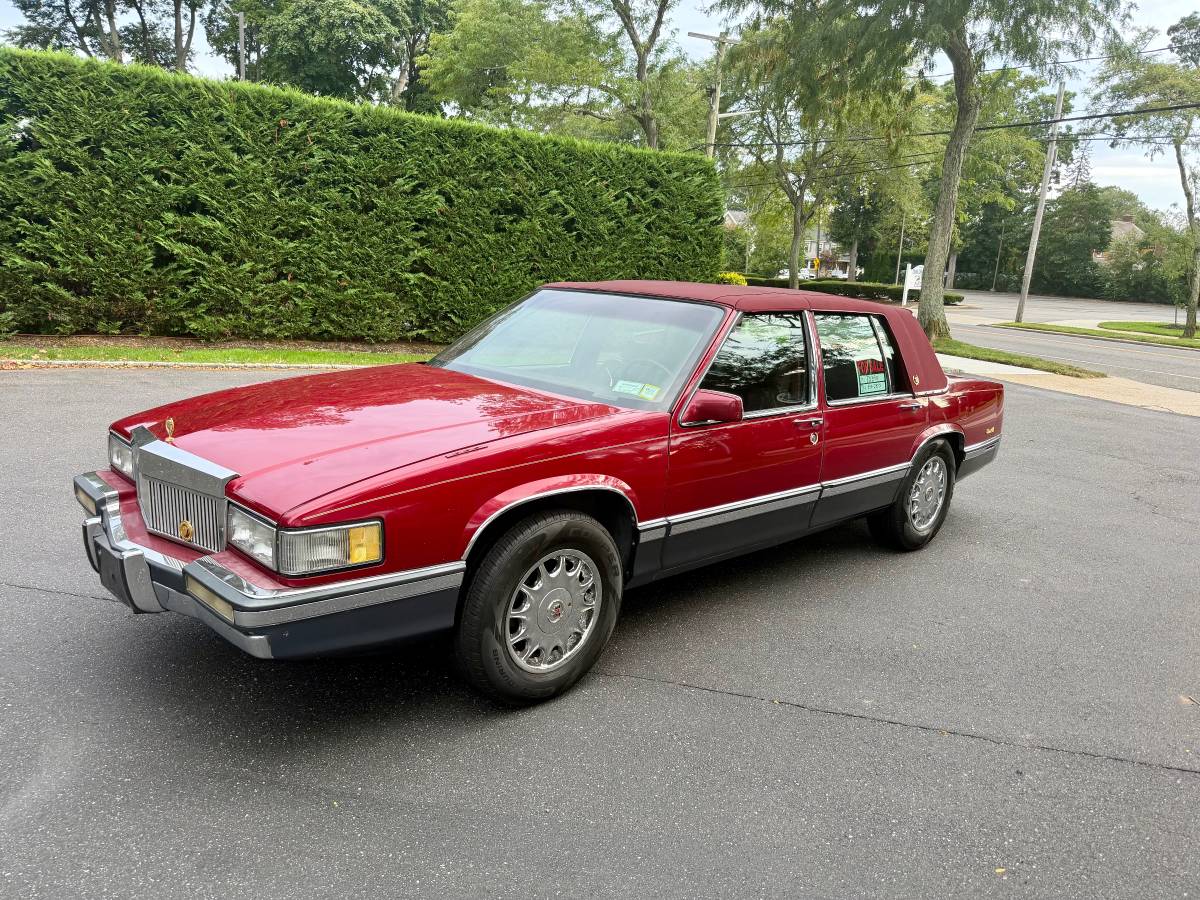Cadillac-Deville-1991-Red