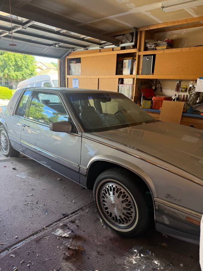 Cadillac-Eldorado-1990-Silver