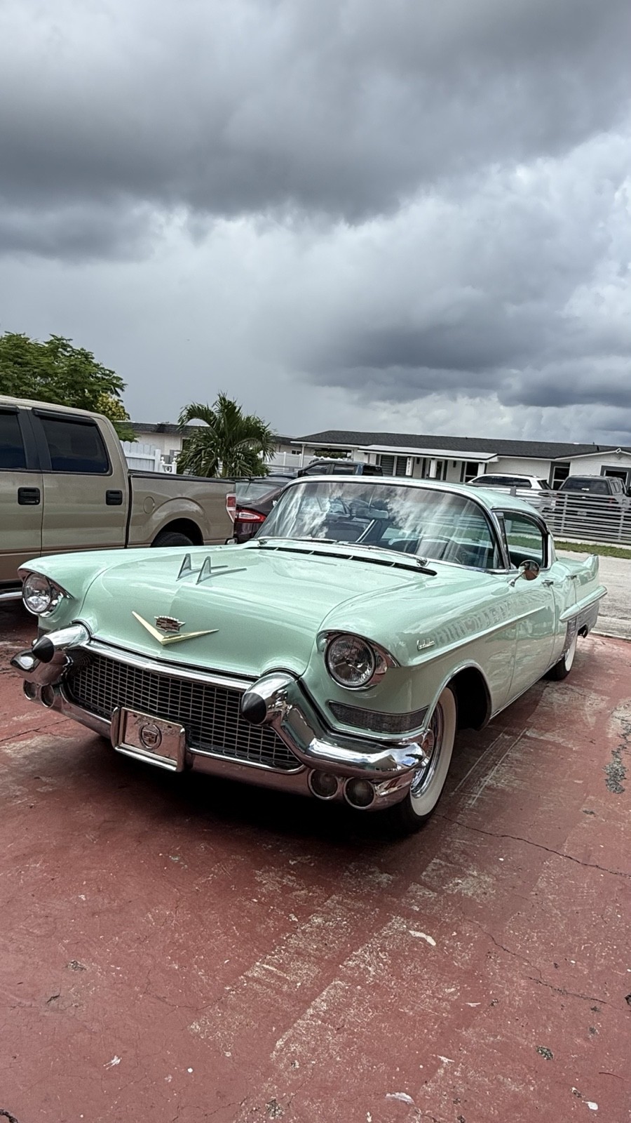 Cadillac-Fleetwood-1957