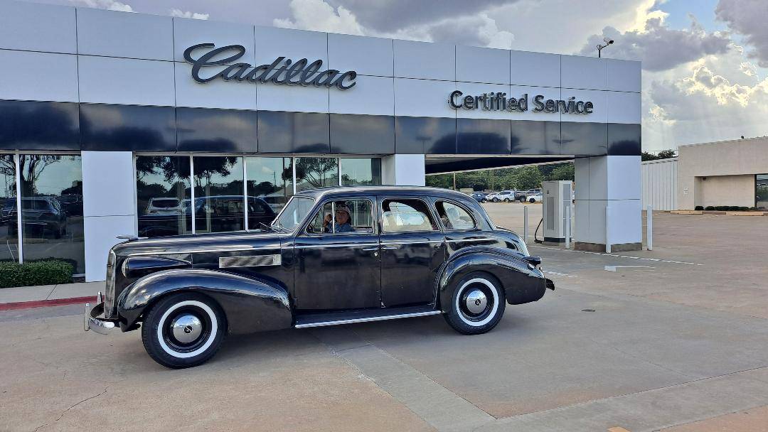 Cadillac-La-salle-1939-Black