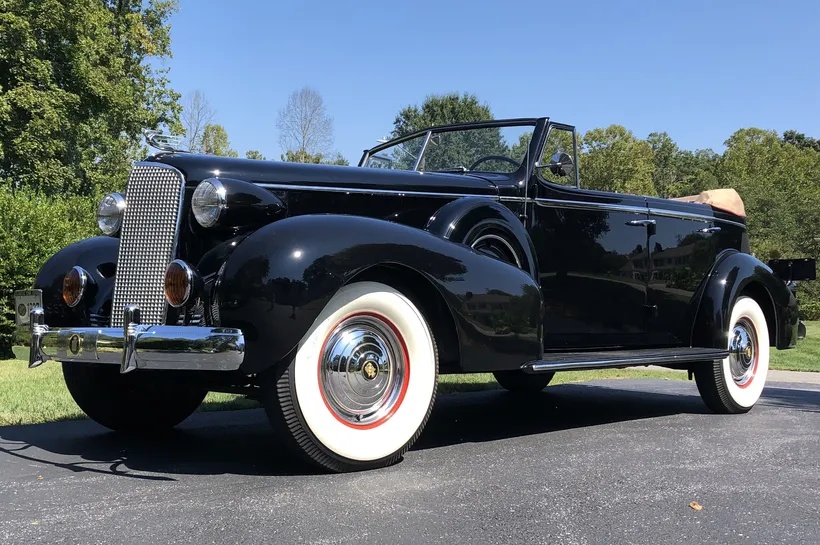 Cadillac-Series-70-1937