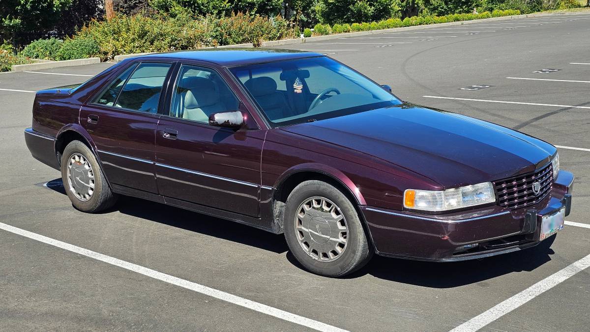 Cadillac-Seville-touring-1993-Red