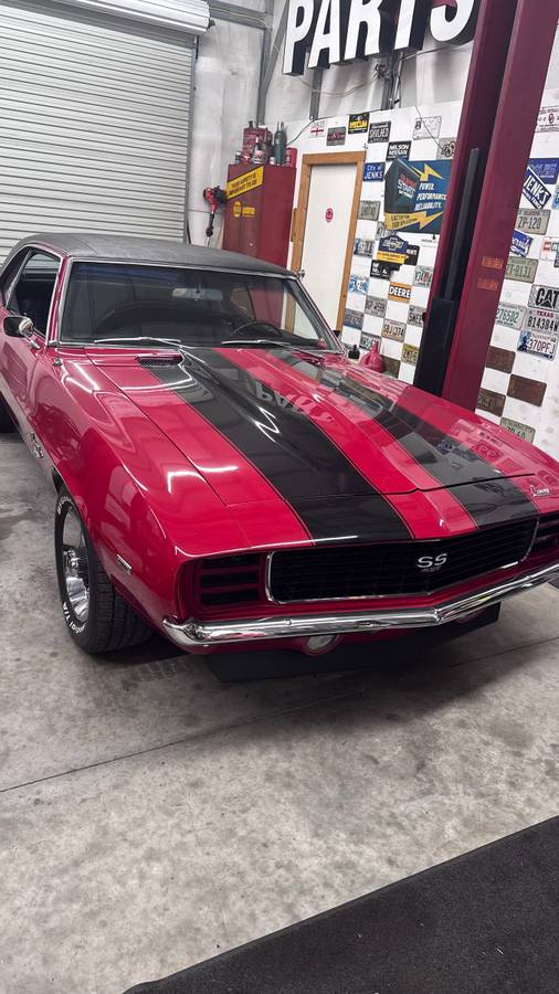 Camaro-rsss-1969-Red