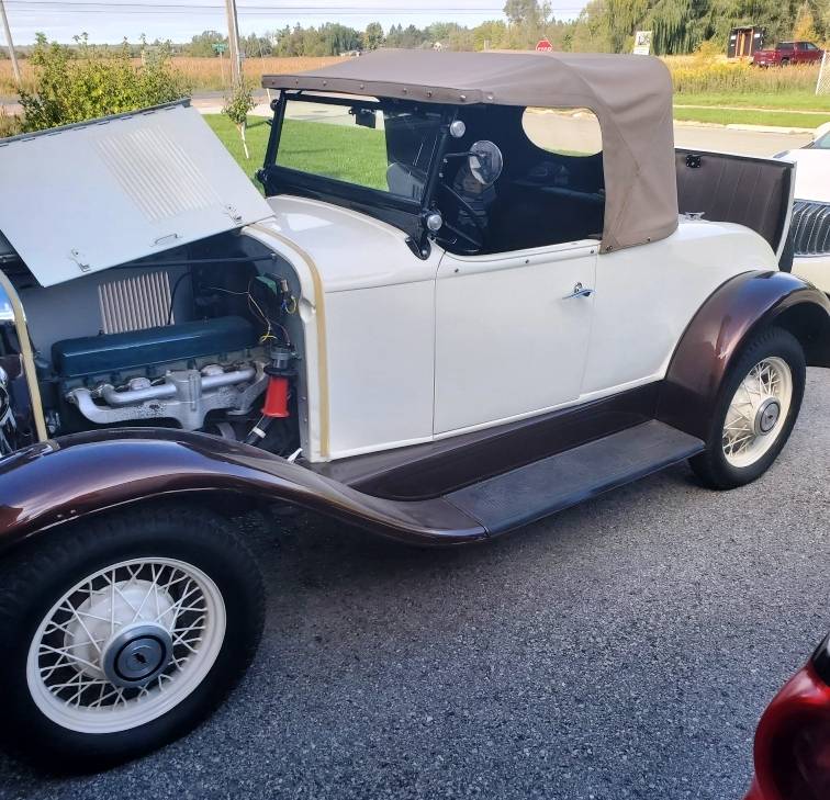 Chevrolet-1930-White