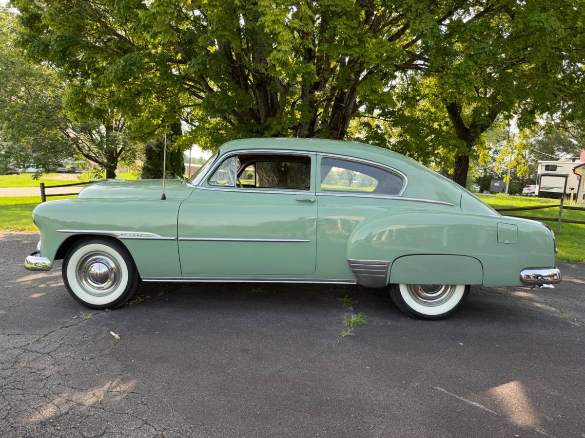 Chevrolet-1951-Green