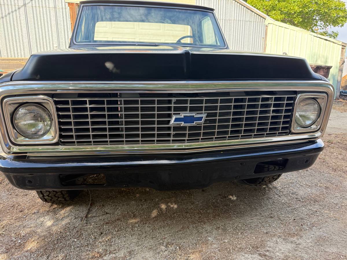 Chevrolet-1972-Black
