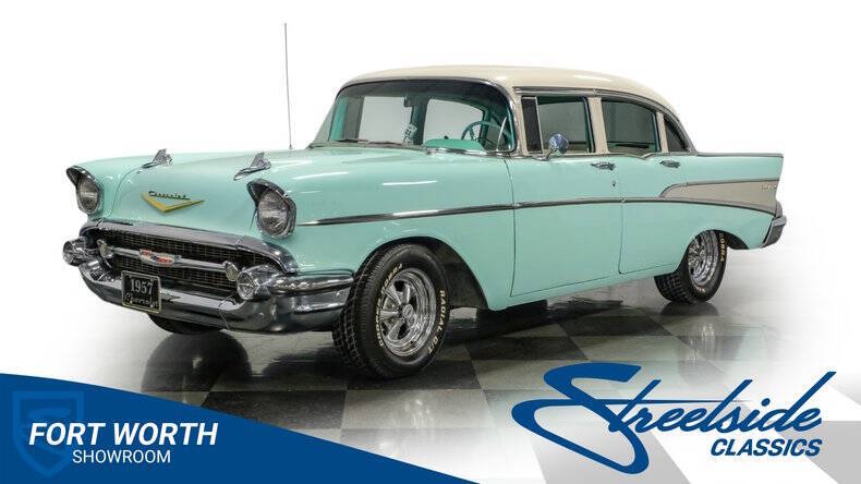 Chevrolet-210-1957-Turquoise-Turquoise