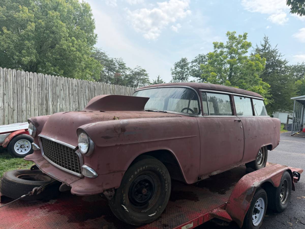 Chevrolet-2dr-wagon-1955-Red