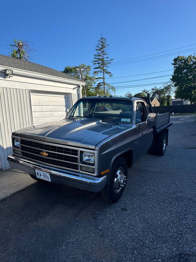 Chevrolet-30-series-1989-Gray