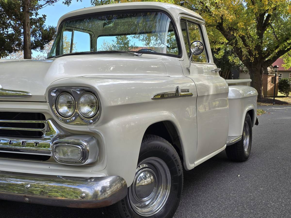 Chevrolet-3100-1958-White