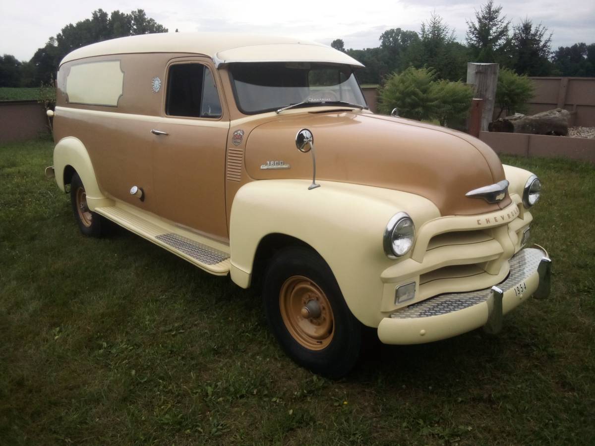 Chevrolet-3800-panel-van-1954-Brown
