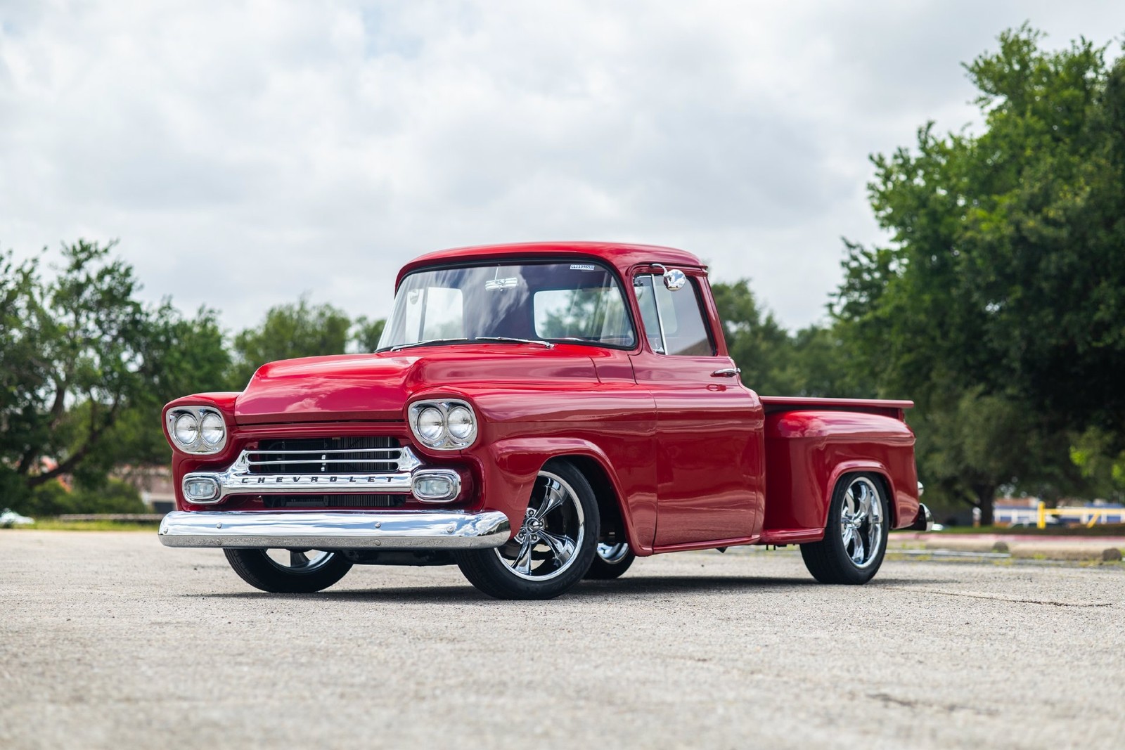Chevrolet-Apache-1959-Pickup-Saddle