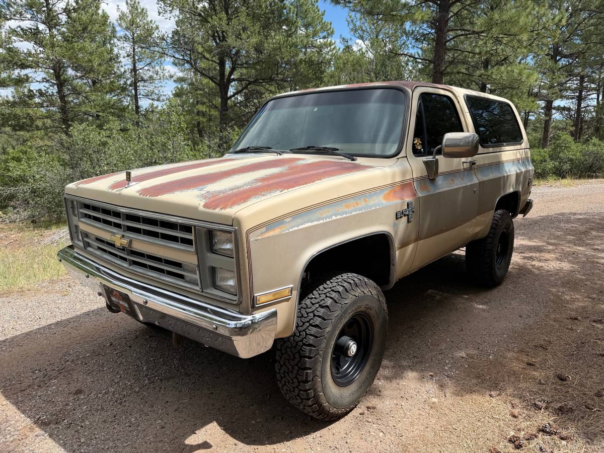 Chevrolet-Blazer-12-ton-1988-custom