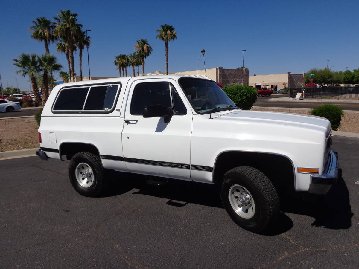 Chevrolet-Blazer-12-ton-nominal-1991-White