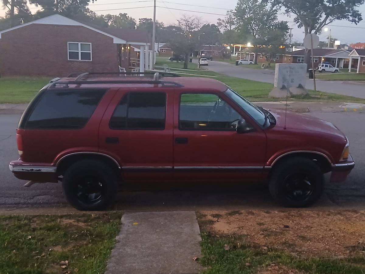 Chevrolet-Blazer-1996-Red