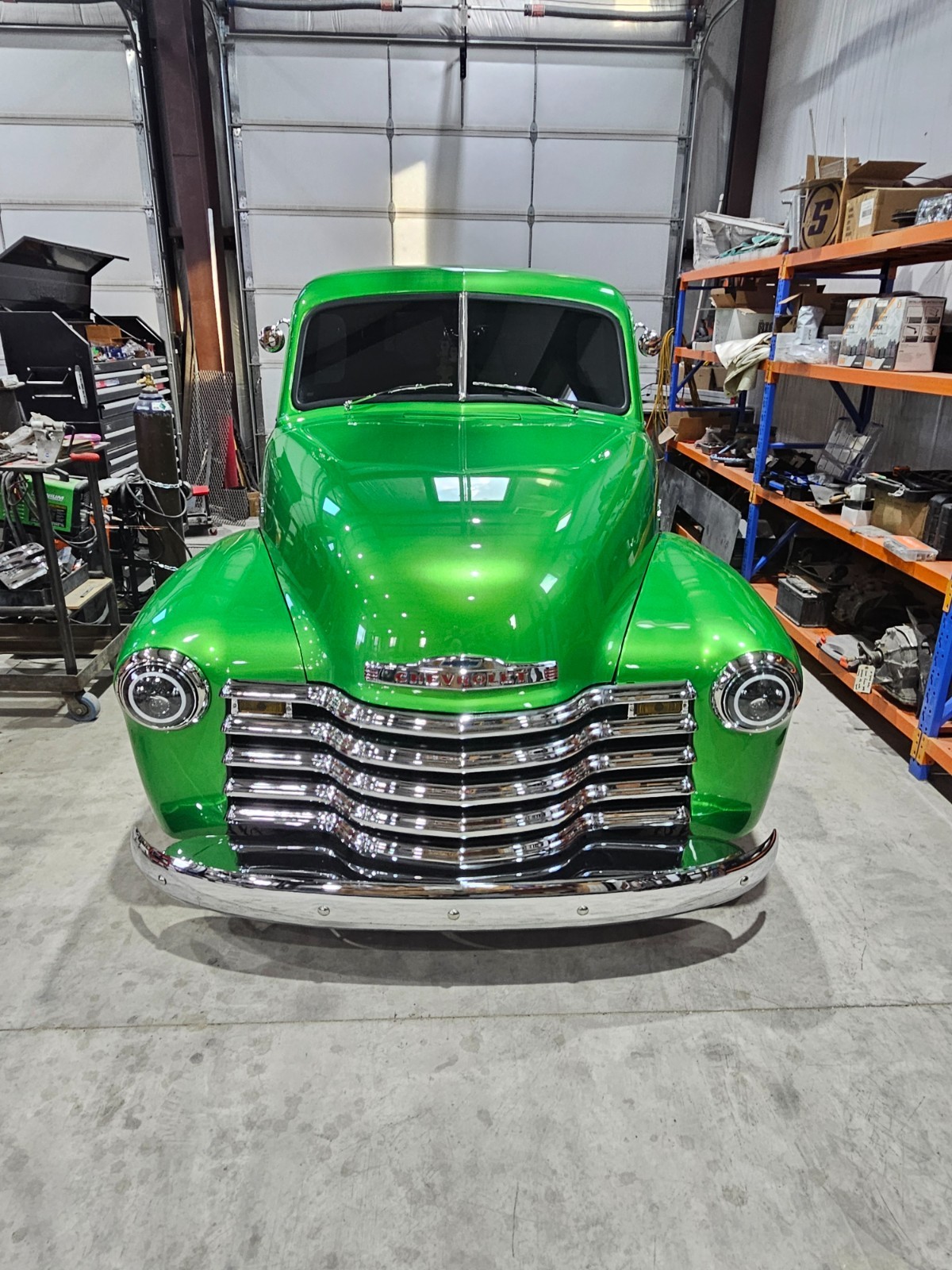 Chevrolet-C-10-1953-Cab-Chassis