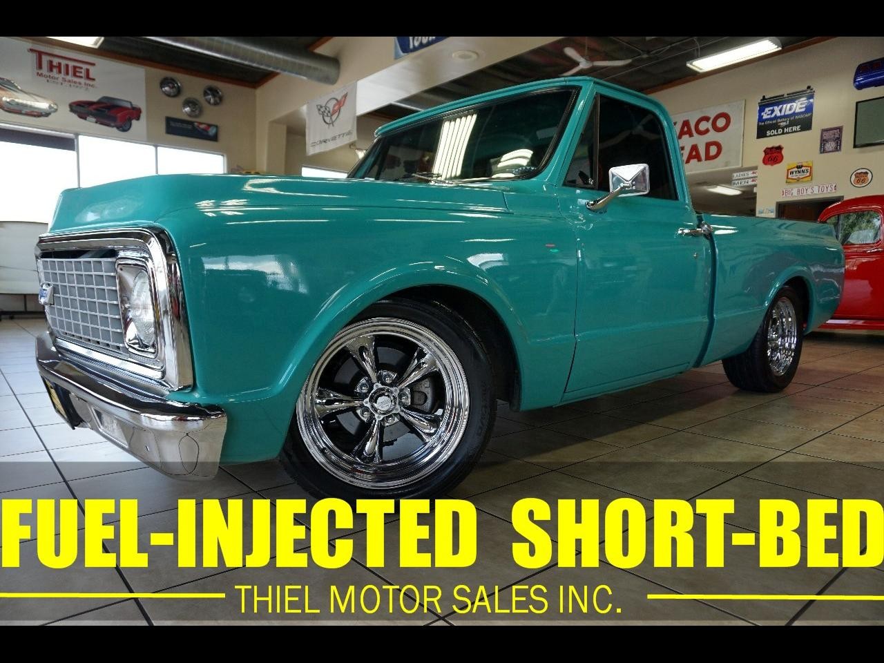 Chevrolet-C-10-1971-Classic-Car-Black