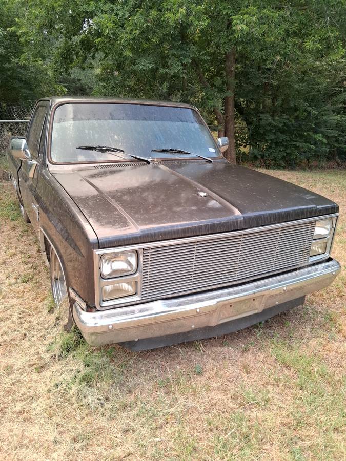Chevrolet-C-10-pickup-1984-Silver
