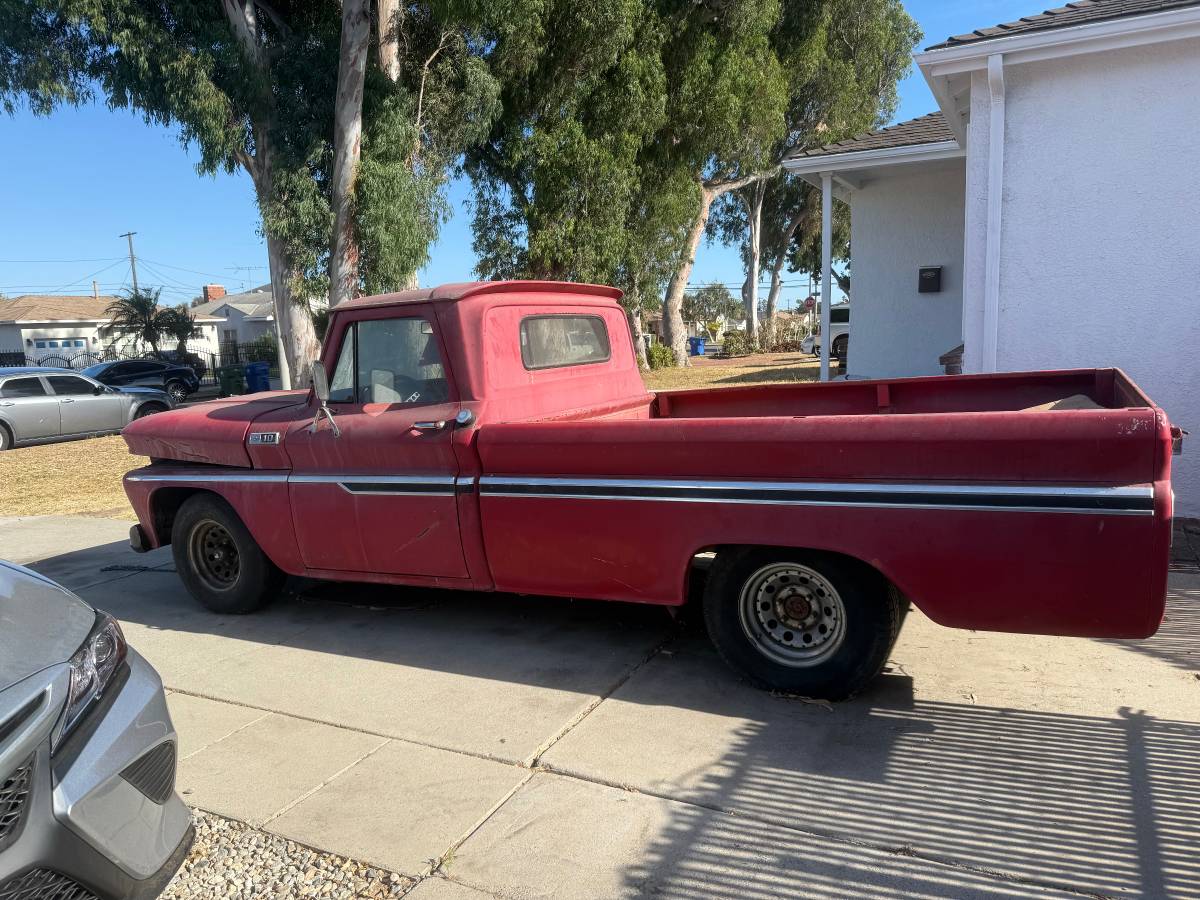 Chevrolet-C10-1965-Red